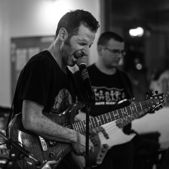 Acte Elementaire , le groupe local en interview.... Libre Acte Elementaire , le groupe local en interview.... Libre