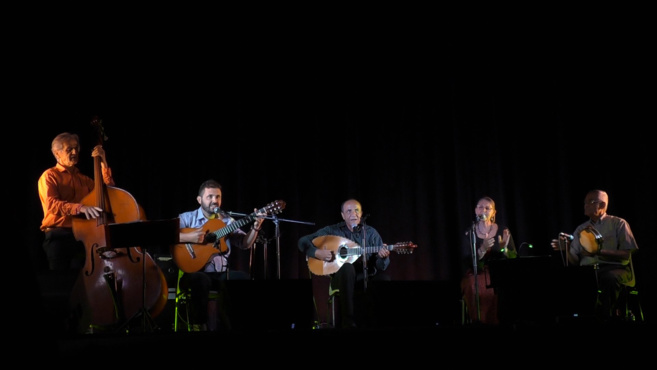 Djamel Djenidi et son groupe El Djamila Djamel Djenidi et son groupe El Djamila