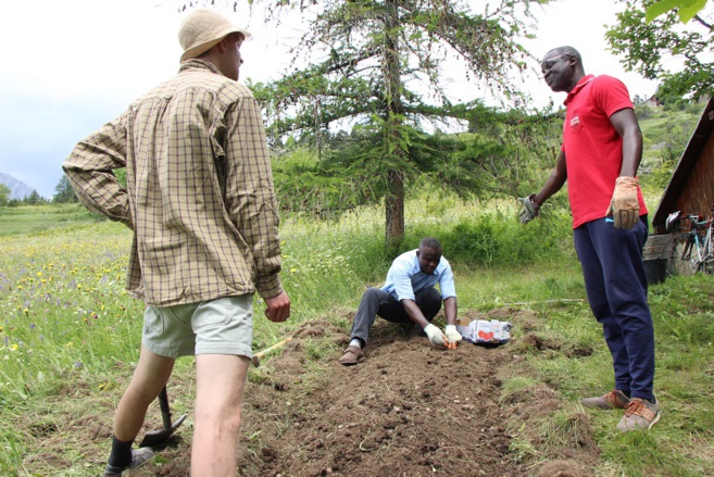 Des low-techs pour la rencontre et la résilience Des low-techs pour la rencontre et la résilience