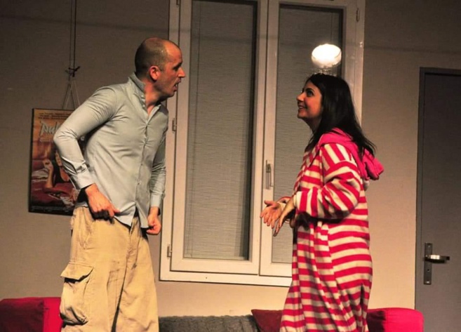 Il ne pensent vraiment qu'à ça, un spectacle présenté par les petits cailloux Il ne pensent vraiment qu'à ça, un spectacle présenté par les petits cailloux