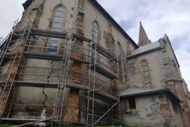 Une association restaure une église des Hautes-Alpes Une association restaure une église des Hautes-Alpes