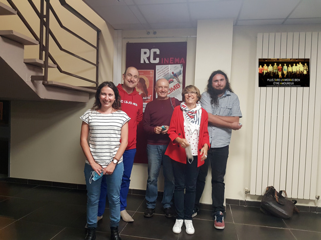 Un film documentaire touchant, sur le thème de l'amour et du handicap Un film documentaire touchant, sur le thème de l'amour et du handicap