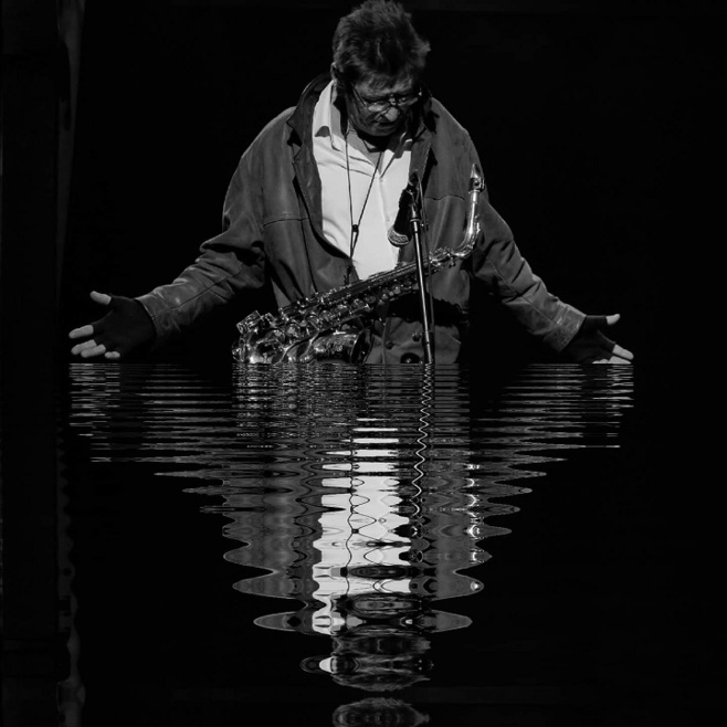 Portrait d'artiste : Jean-Gilles Charvot musicien, auteur-compositeur et interprète Portrait d'artiste : Jean-Gilles Charvot musicien, auteur-compositeur et interprète