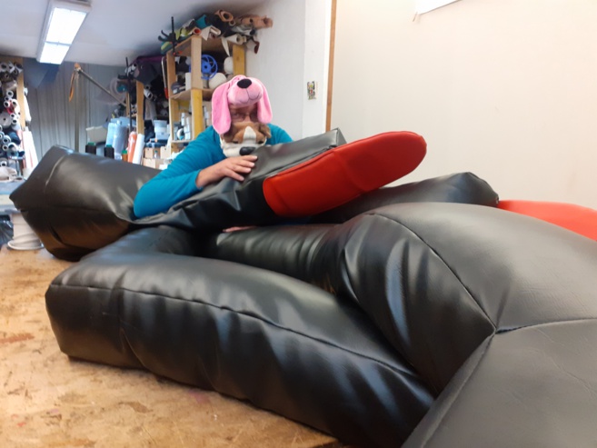 Une seconde vie artistique pour des meubles anciens Une seconde vie artistique pour des meubles anciens