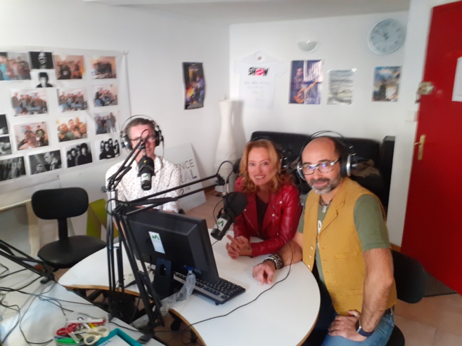 Le Théâtre Durance: Tout un esprit, tout une équipe! Le Théâtre Durance: Tout un esprit, tout une équipe!