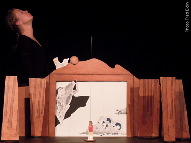 "Les 4 loups": un spectacle jeune public "Les 4 loups": un spectacle jeune public