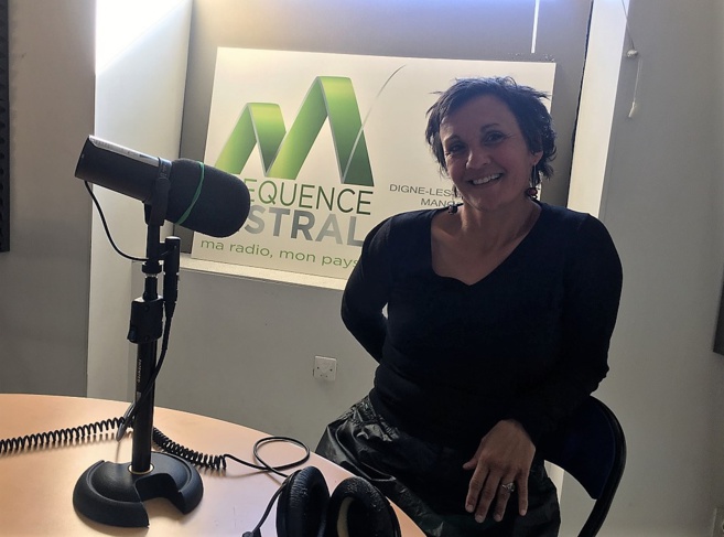 Entrevue avec Valérie Costa de la Cie de danse 2b2b Entrevue avec Valérie Costa de la Cie de danse 2b2b