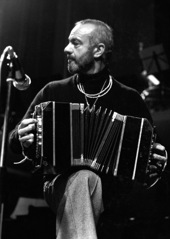 Astor Piazzolla© José Pons / Archivos Boesmi - José V. BOESMI - Buenos Aires Astor Piazzolla© José Pons / Archivos Boesmi - José V. BOESMI - Buenos Aires