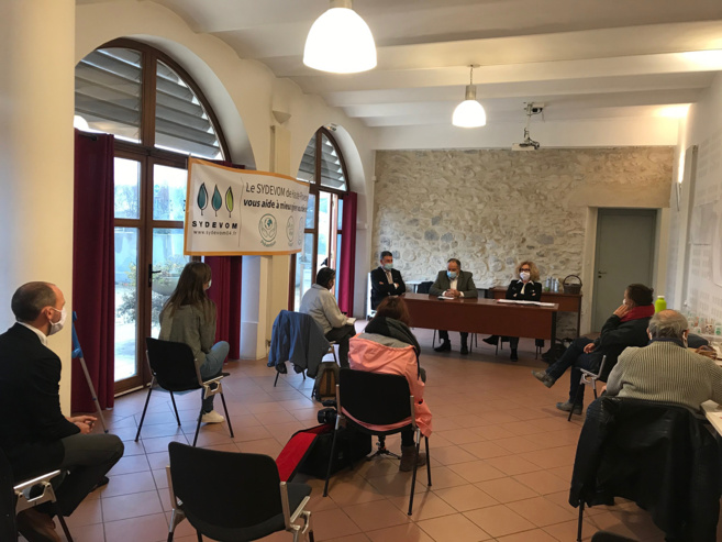 Les citoyens se mobilisent pour le tri Les citoyens se mobilisent pour le tri