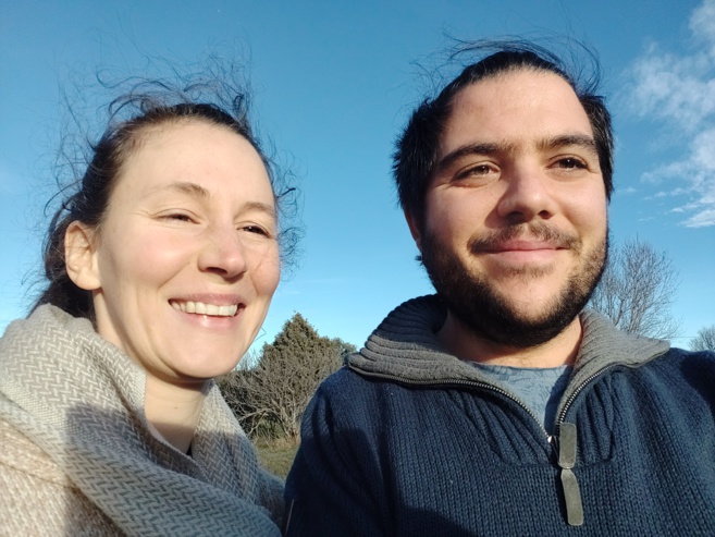 Entrevue avec La compagnie " pourvu qu'on vive " Entrevue avec La compagnie " pourvu qu'on vive "