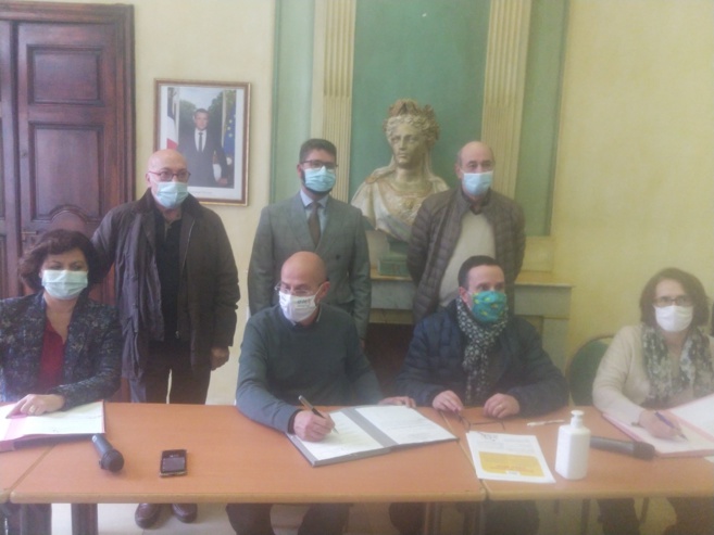 signature du FISAC par les partenaires locaux signature du FISAC par les partenaires locaux