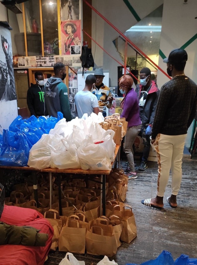 Marseille : un lieu d’expérimentations sociales rue d’Aubagne Marseille : un lieu d’expérimentations sociales rue d’Aubagne