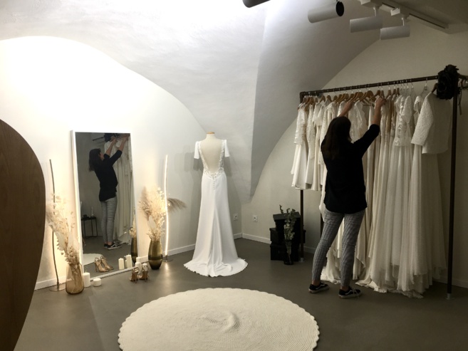 Des robes de Mariées à Votre image avec la Créatrice Lolette Des robes de Mariées à Votre image avec la Créatrice Lolette