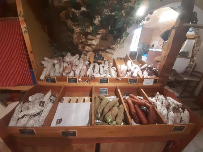 le goût et la qualité des produits de la région au gros pierrot le goût et la qualité des produits de la région au gros pierrot