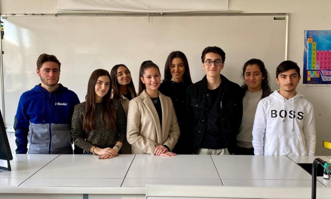 Le lycée HamaskaÏne de marseille participe au concours national des Olympiades de Chimie ! Le lycée HamaskaÏne de marseille participe au concours national des Olympiades de Chimie !