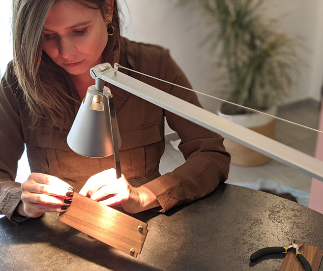 Ceuza , la marque novatrice de sacs en bois et interchangeables.. Ceuza , la marque novatrice de sacs en bois et interchangeables..