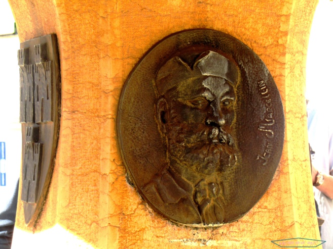 Guide Conférencière Anne Clément nous fait découvrir Gap. Guide Conférencière Anne Clément nous fait découvrir Gap.