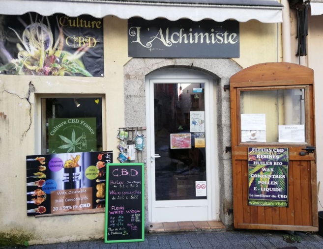 A Castellane, la boutique de l’Alchimiste propose du CBD A Castellane, la boutique de l’Alchimiste propose du CBD