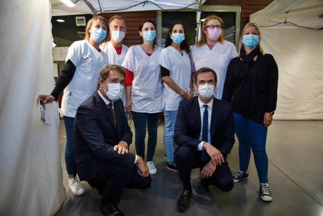Olivier Véran, un ministre sur Le terrain… des vaccins ! Olivier Véran, un ministre sur Le terrain… des vaccins !