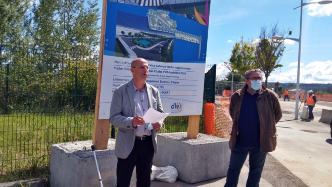 La route de la piscine La route de la piscine