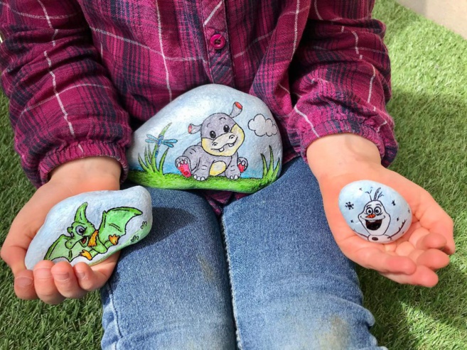 Trouve ton galet : Une chasse aux trésors interactive Trouve ton galet : Une chasse aux trésors interactive