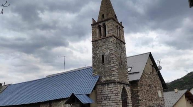 Un riche patrimoine religieux à Saint Crépin ! Un riche patrimoine religieux à Saint Crépin !