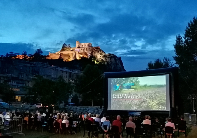 Le cinéma de pays fête ses 25 ans : Présentation des temps forts de cet été Le cinéma de pays fête ses 25 ans : Présentation des temps forts de cet été