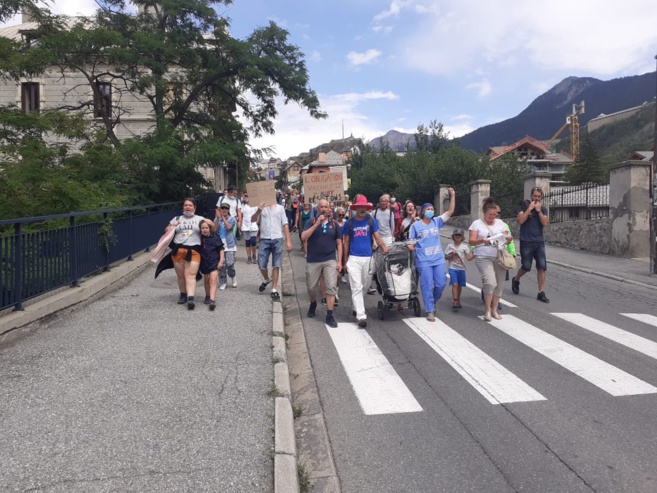 Briançon : Nouvelle manifestation contre le pass sanitaire ce samedi ! Briançon : Nouvelle manifestation contre le pass sanitaire ce samedi !