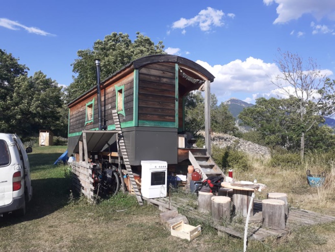 Une vie atypique dans une roulotte ! Une vie atypique dans une roulotte !