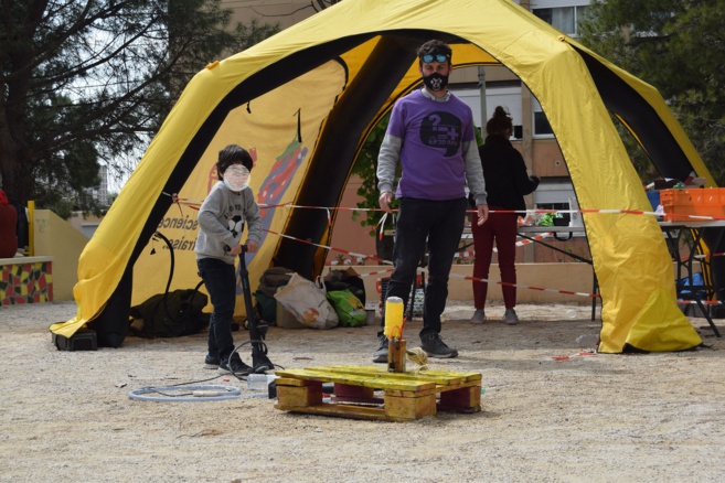 Cité débrouillarde des Lilas (Marseille, 14ème) des vacances de printemps 2020 sur les thème "La transition écologique et les déchets" Cité débrouillarde des Lilas (Marseille, 14ème) des vacances de printemps 2020 sur les thème "La transition écologique et les déchets"