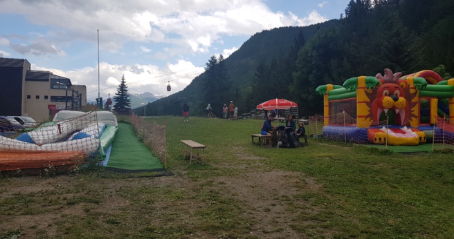 Un moment de détente, à partager en famille à chantemerle ! Un moment de détente, à partager en famille à chantemerle !