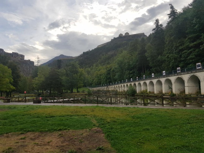 Réunion tous les lundis contre le Pass sanitaire à Briançon Réunion tous les lundis contre le Pass sanitaire à Briançon