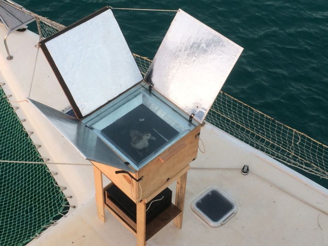 La construction d'un multicuiseur solaire proposé par EKO ! La construction d'un multicuiseur solaire proposé par EKO !