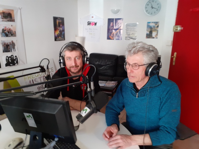 Un groupe folklorique qui traverse le temps à Sisteron Un groupe folklorique qui traverse le temps à Sisteron