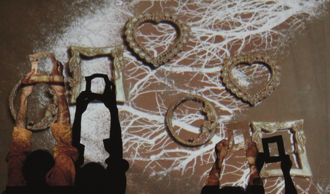 "Peek A Boo" célèbre Jean Giono "Peek A Boo" célèbre Jean Giono