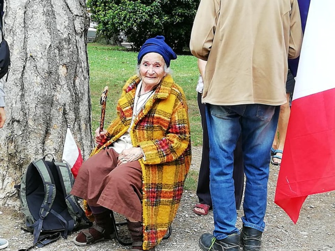 vaccin et pass sanitaire nous éloignent socialement vaccin et pass sanitaire nous éloignent socialement