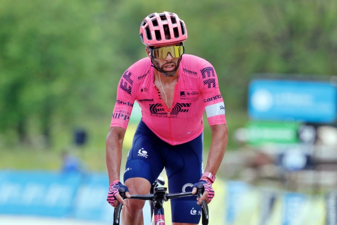 Destination haute-provence : En vélo avec Julien El Farès Destination haute-provence : En vélo avec Julien El Farès