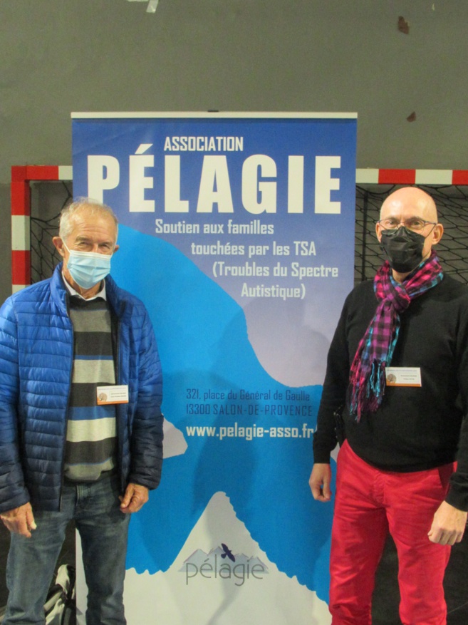 Pélagie, soutien face à l'autisme d'Asperger Pélagie, soutien face à l'autisme d'Asperger