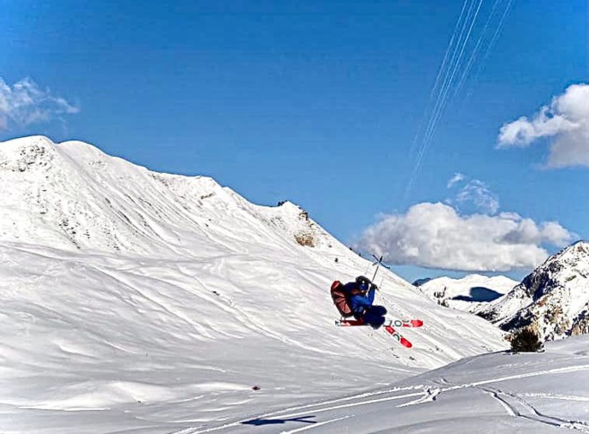 Christelle Divry, championne de snowkite, se prépare pour la world cup en Italie ! Christelle Divry, championne de snowkite, se prépare pour la world cup en Italie !