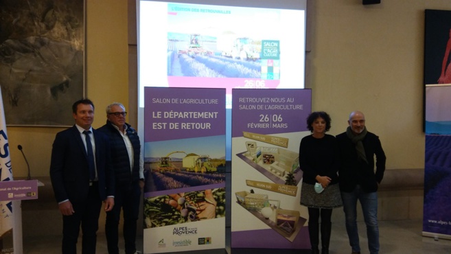 Jean-Michel Tron, Frédéric Esmiol, Bénédicte Martin (Région Sud) et Denis Vogade Jean-Michel Tron, Frédéric Esmiol, Bénédicte Martin (Région Sud) et Denis Vogade