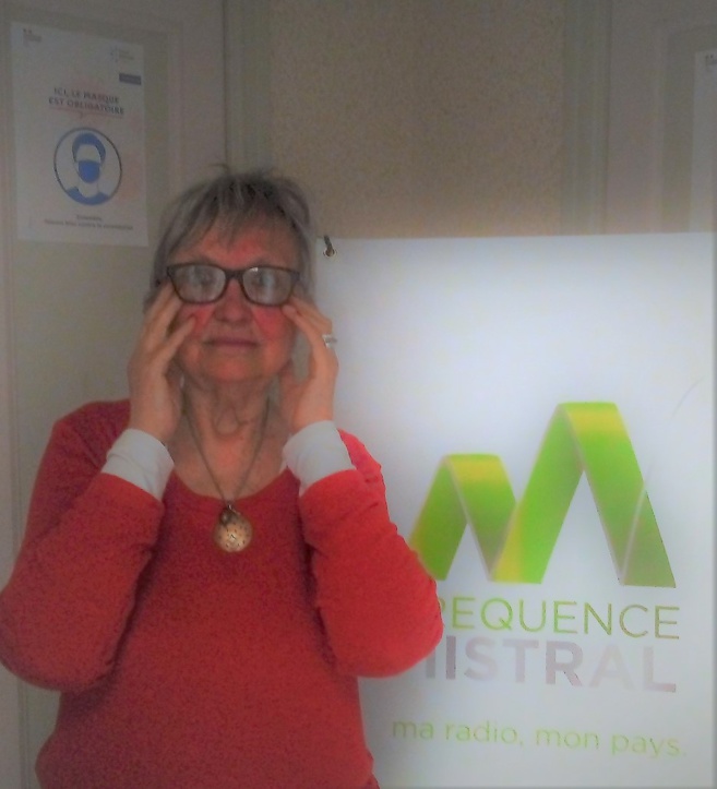 Jeanne Rosinski cartonniste : Portrait d'une artiste de la vie Jeanne Rosinski cartonniste : Portrait d'une artiste de la vie