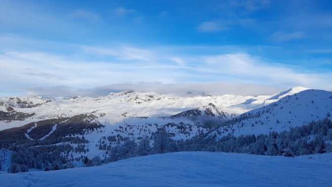 Un Rappel des 10 règles de bonne conduite à adopter sur les pistes Un Rappel des 10 règles de bonne conduite à adopter sur les pistes