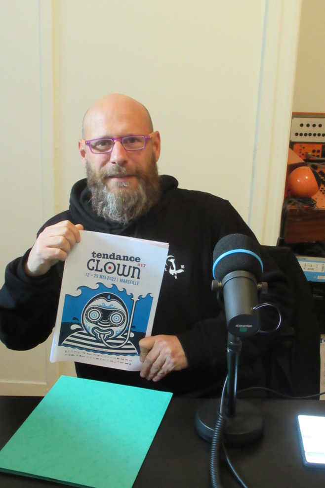 TENDANCES CLOWN EN 2022 : CHERCHER LE RIRE TENDANCES CLOWN EN 2022 : CHERCHER LE RIRE