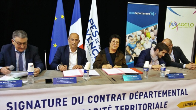 Le CD 04 solidaire des communes Le CD 04 solidaire des communes