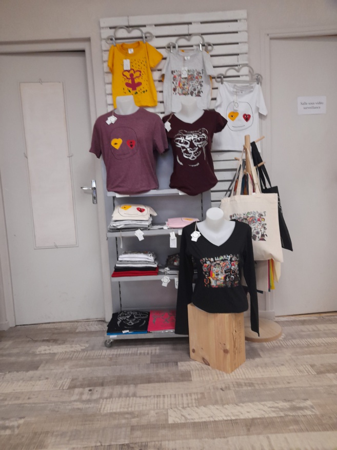 By Sand, une artiste créatrice originale By Sand, une artiste créatrice originale