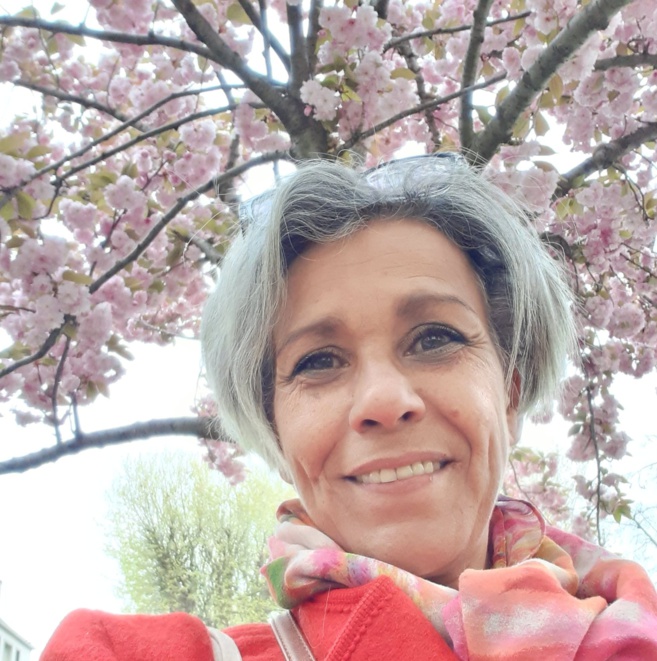 l'Hypnose Humaniste avec Fatima Benfriha - Vol 2 l'Hypnose Humaniste avec Fatima Benfriha - Vol 2