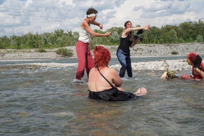 "Re-trouver l'eau" : des sources à la Durance "Re-trouver l'eau" : des sources à la Durance