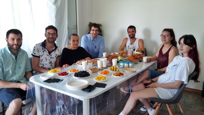 Josef Schovanec à Manosque : autiste parmi les autistes... Josef Schovanec à Manosque : autiste parmi les autistes...