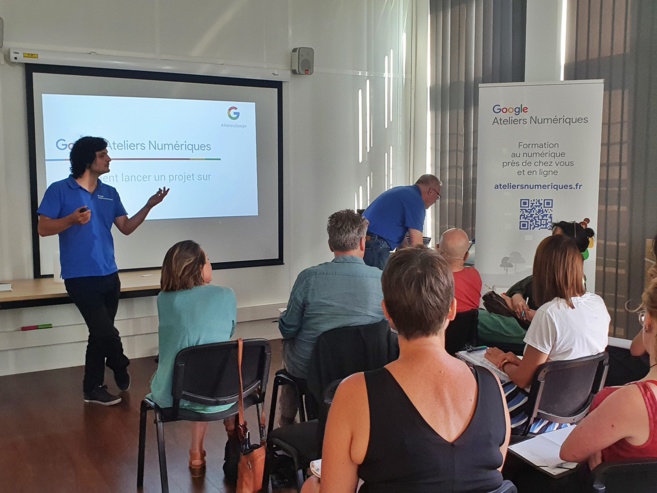 Les outils numériques à portée des demandeurs d’emploi Les outils numériques à portée des demandeurs d’emploi