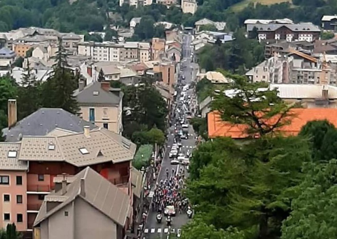 au coeur du tour pour la 11 ème étape à Briançon au coeur du tour pour la 11 ème étape à Briançon
